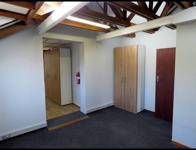 65M² OFFICE TO LET IN STELLENBOSCH CENTRAL